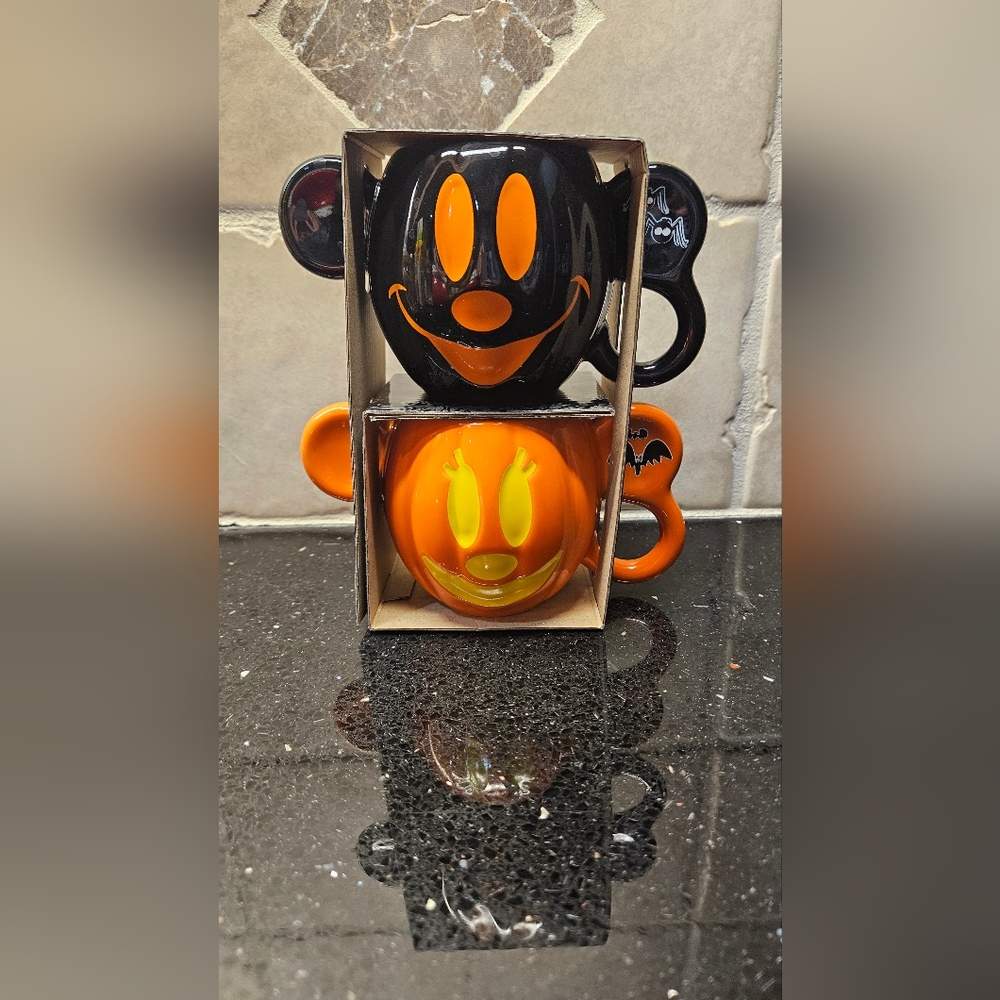 Walt Disney World Halloween Mickey and Minnie Mugs